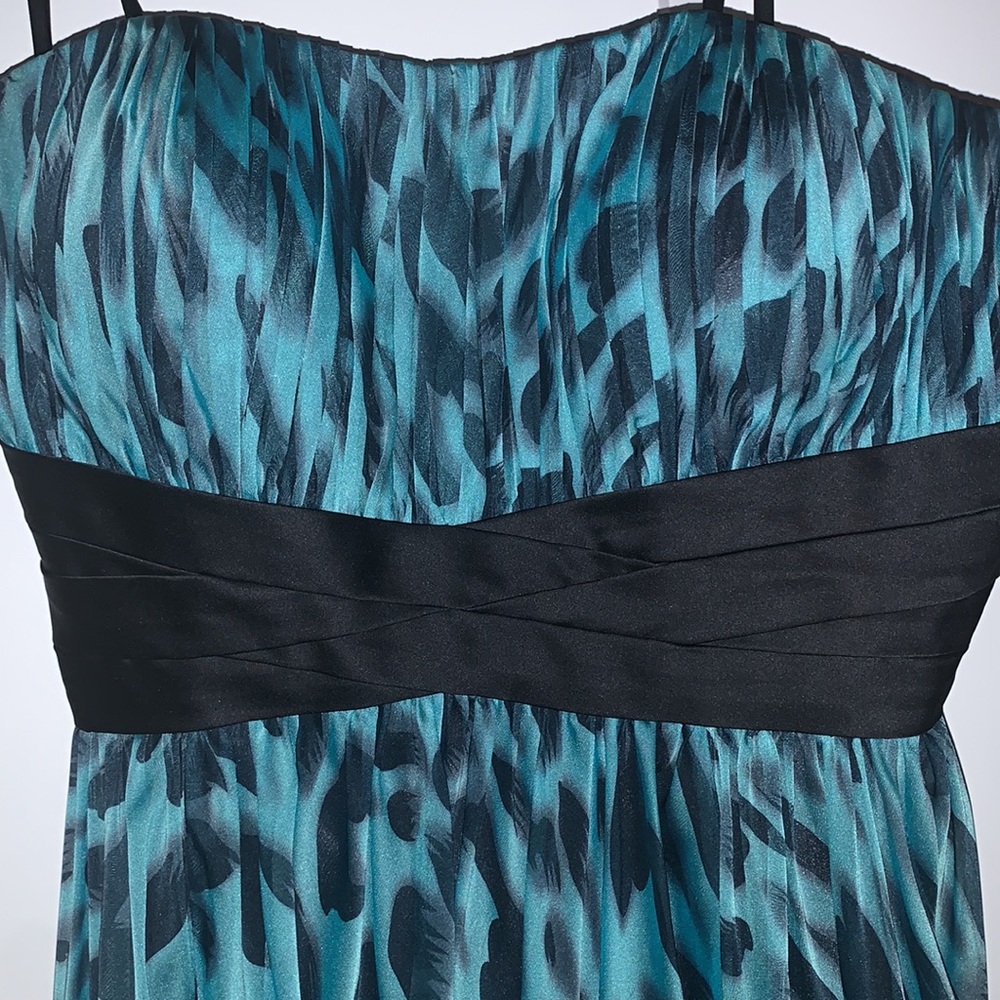 La Femme Formal Gown ๐ - Picture 7 of 9